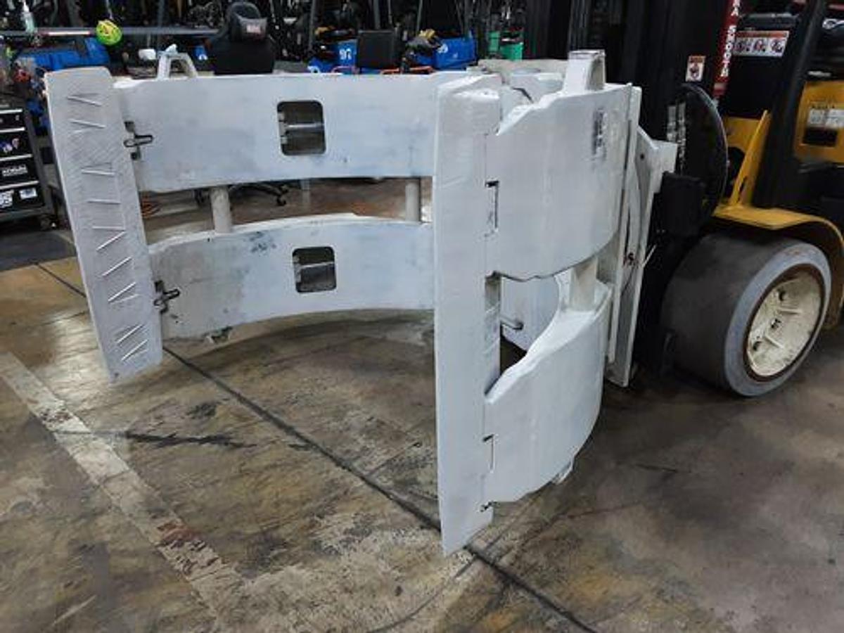 Used 72" CASCADE PAPER ROLL CLAMP MODEL 90F-RCP-604