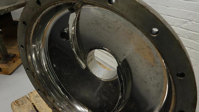 Used BLACK CLAWSON MODEL UV300 PRESSURE SCREEN SS 150HP