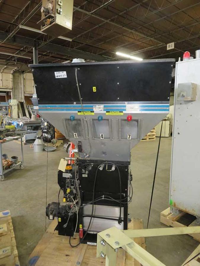 Used NOVATEC / MAGUIRE WSB-950T 5 COMPONENT HOPPER GRAVIMETRIC BLENDER