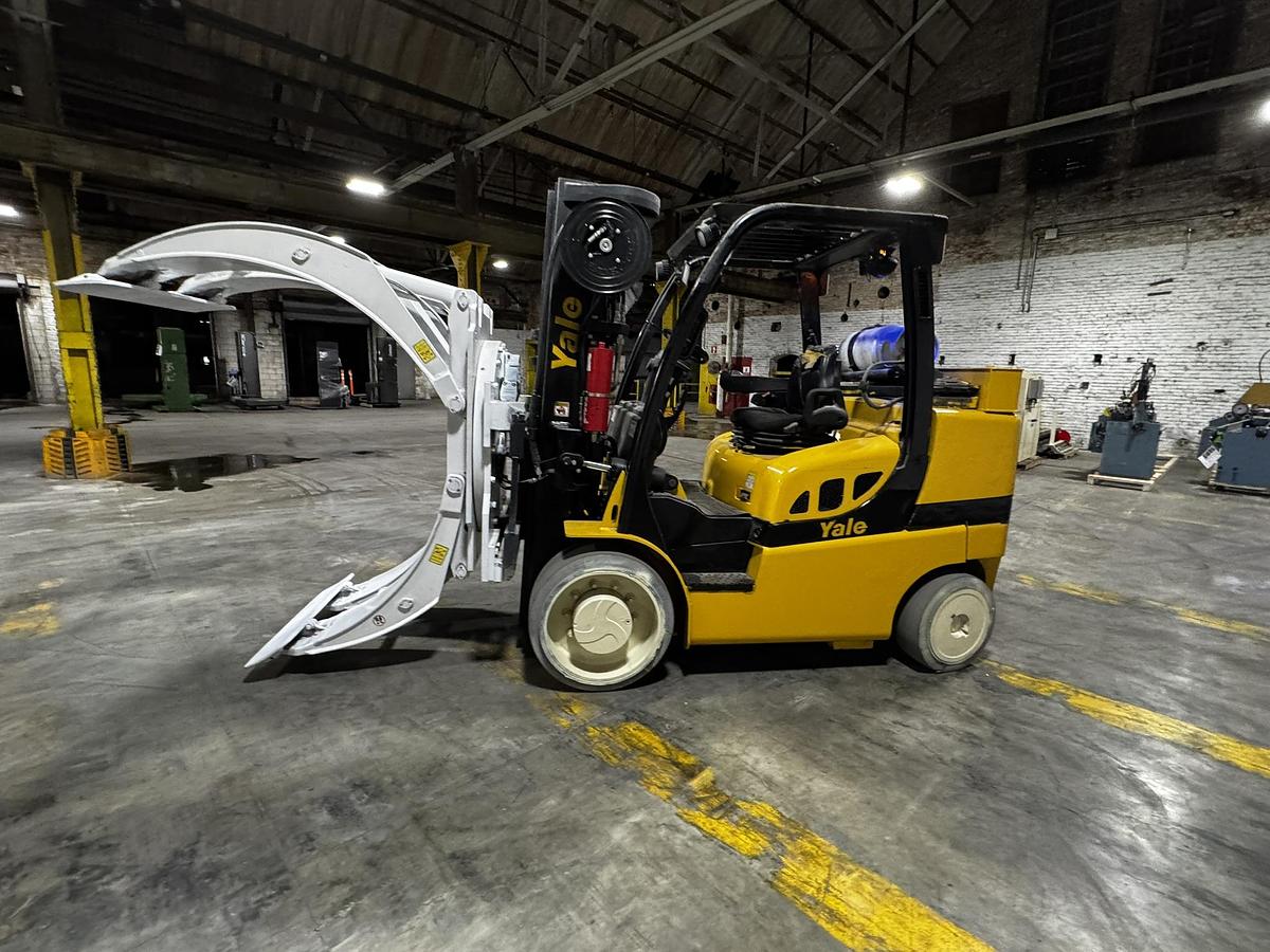 Used 15,500 POUND YALE MODEL GLC155 LH94"/RH150" WITH 84" CASCADE PAPER ROLL CLAMP