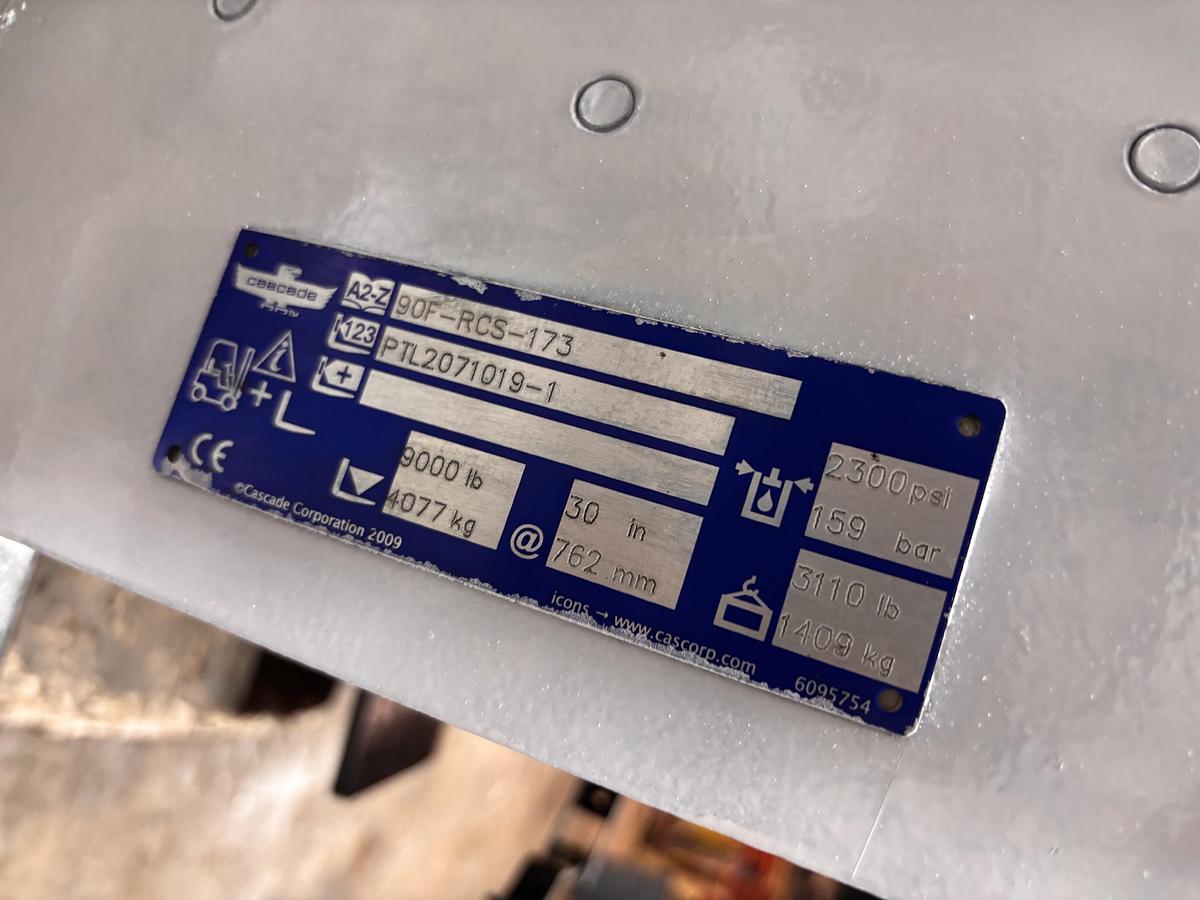 Used 12,000 POUND HYSTER S120FTPRS ROLL CLAMP FORKLIFT TRUCK LOW HOURS