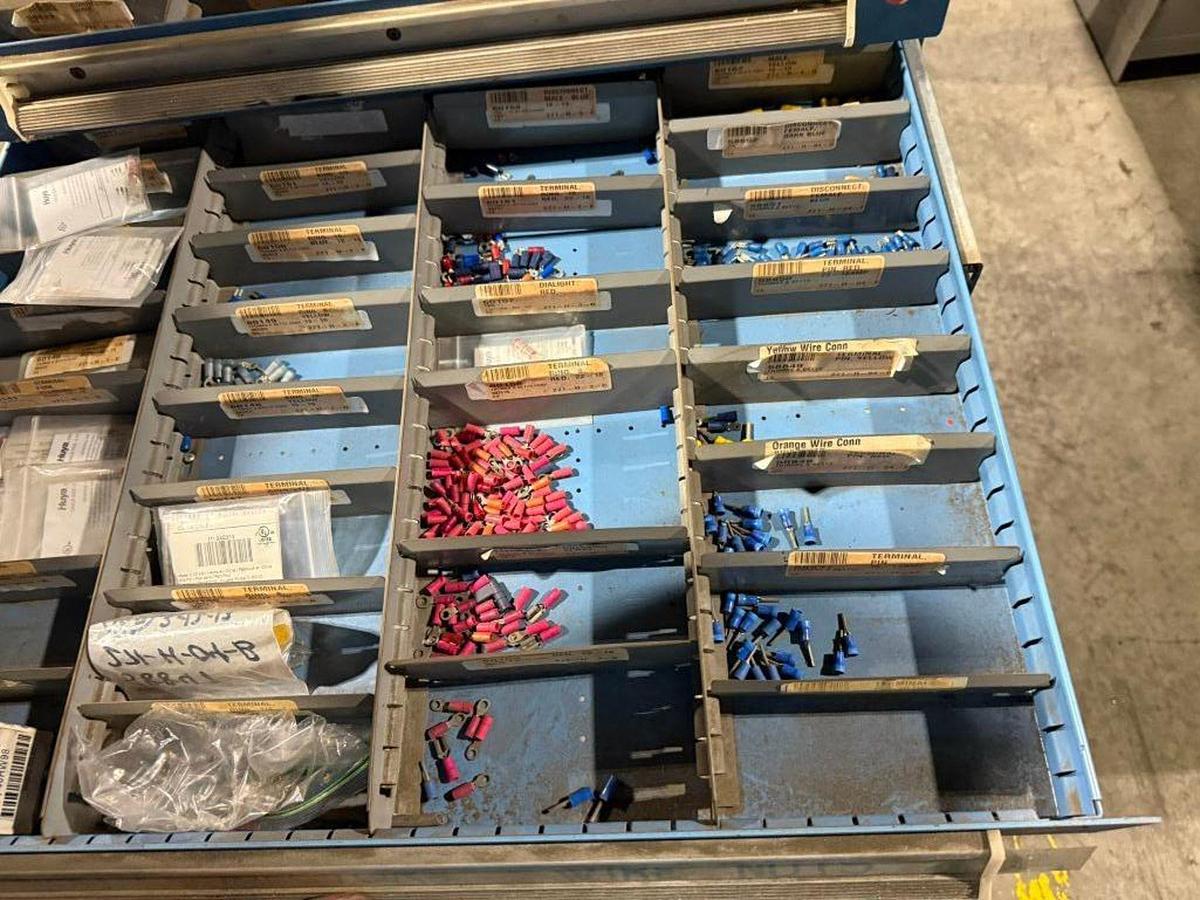 Used LYON 17 DRAWER 100L CABINET CONTENT NOT INCLUDED