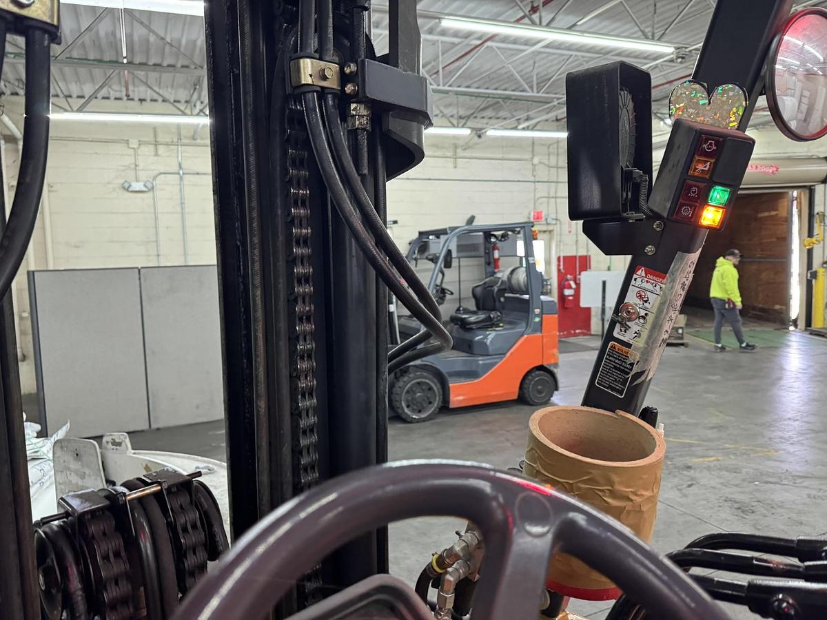 Used CATERPILLAR ROLL CLAMP TRUCK MODEL GC55K6 WITH CASCADE CLAMP