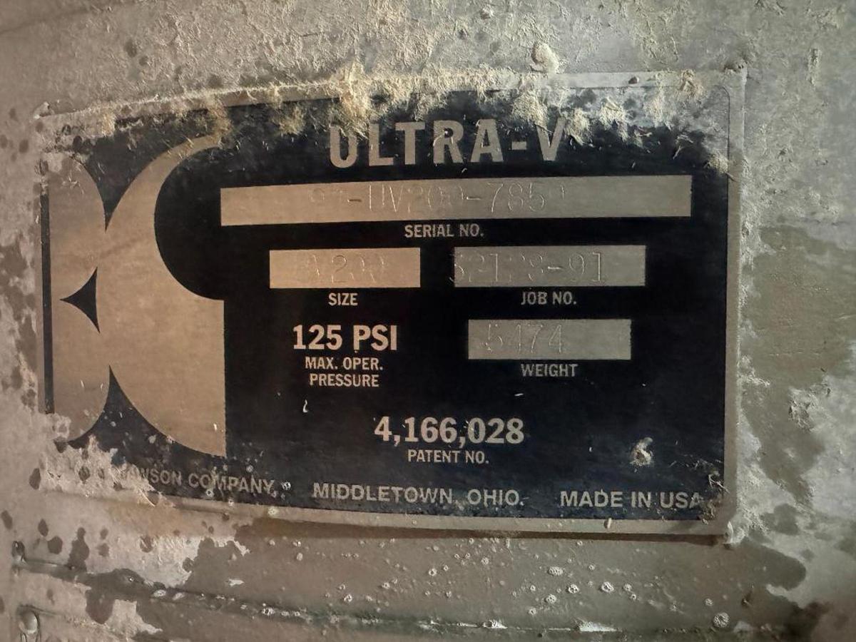 Used BLACK CLAWSON PRESSURE SCREEN UV200