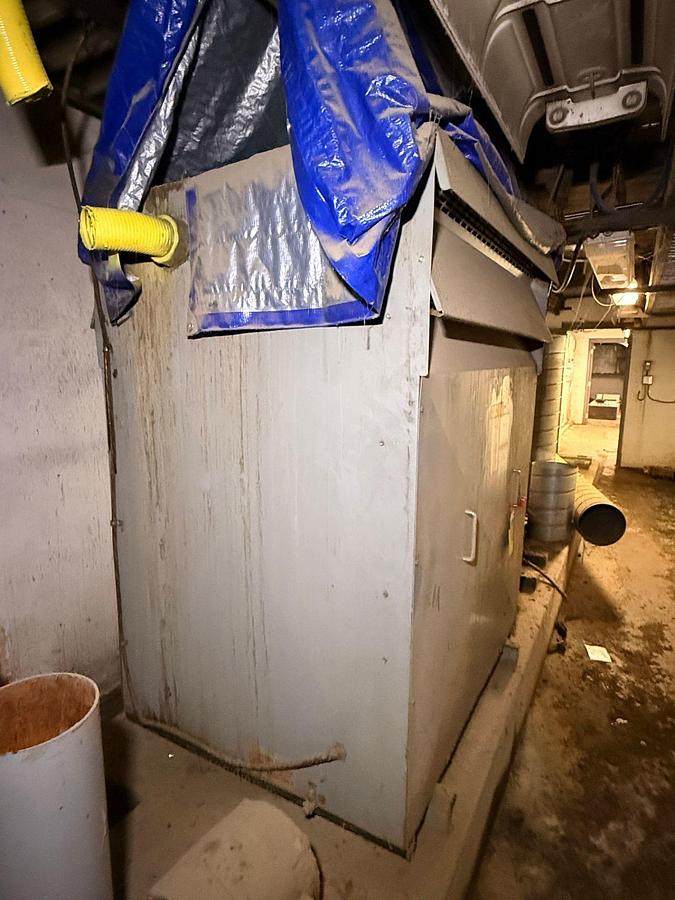 Used HAMMOND POWER SOLUTIONS HPS PART NO. 177750 DRY TYPE TRANSFORMER HV2300 LV240Y/139V