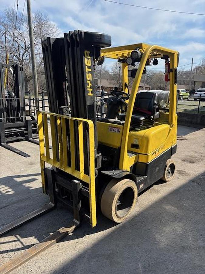 Used 5,000 LB. HYSTER MODEL S50FT LH84"/RH240" MFG 2018