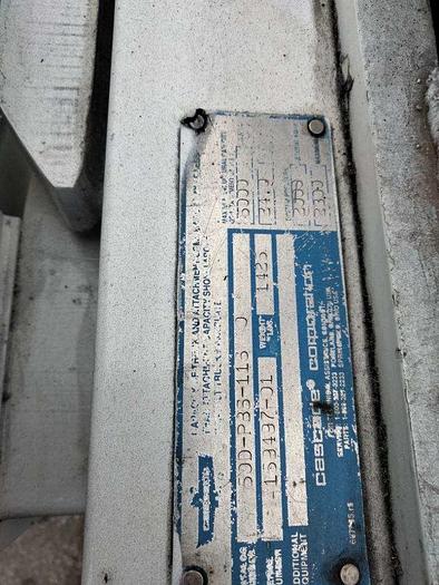 Used 8,000 POUND CAPACITY YALE GLC080LJNGAE088 WITH 4-WAY HYDRAULIC VALVES