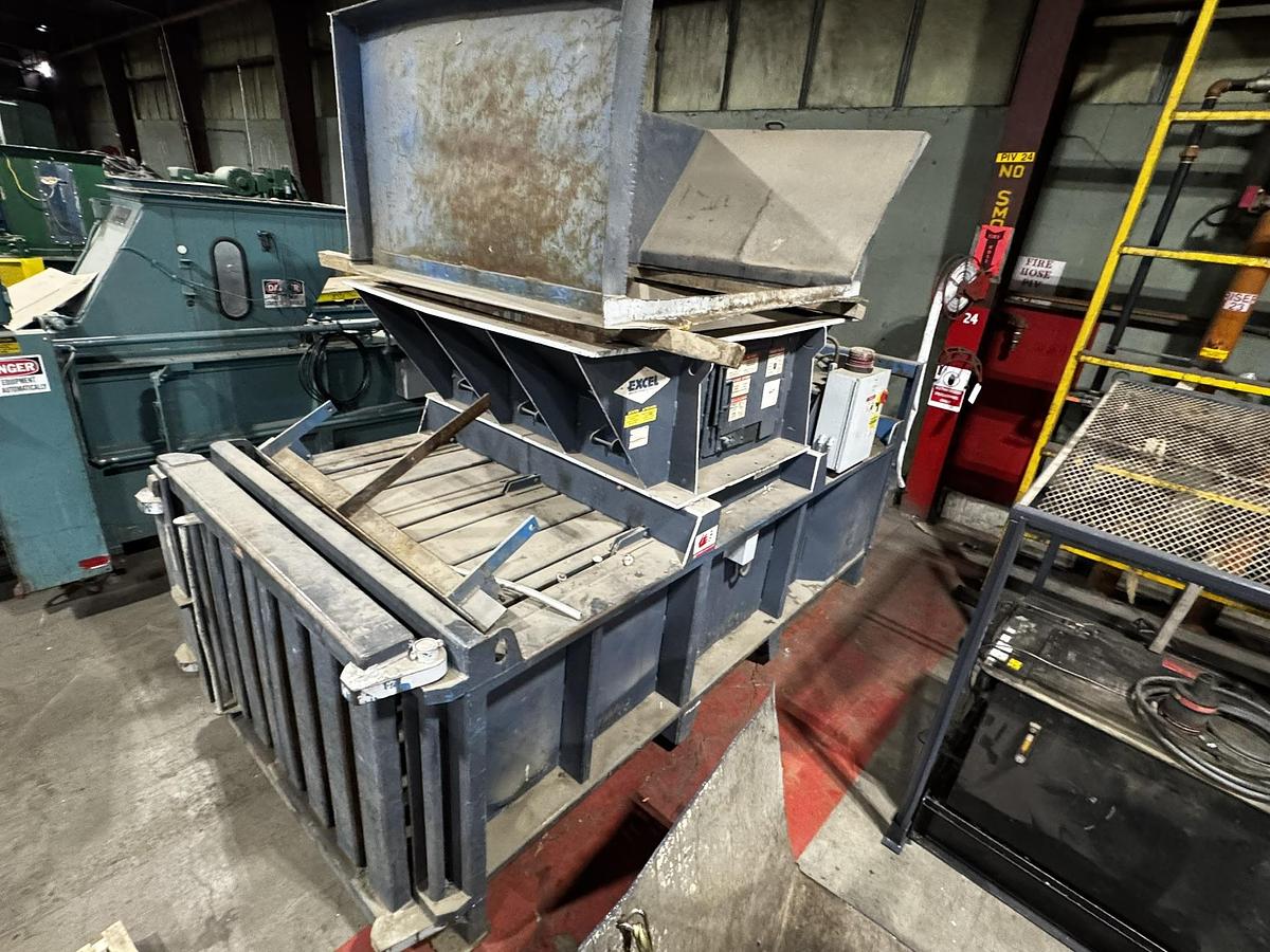 Used EXCEL EX-60 CLOSED DOOR BALER 20HP DUAL 6" CYLINDER