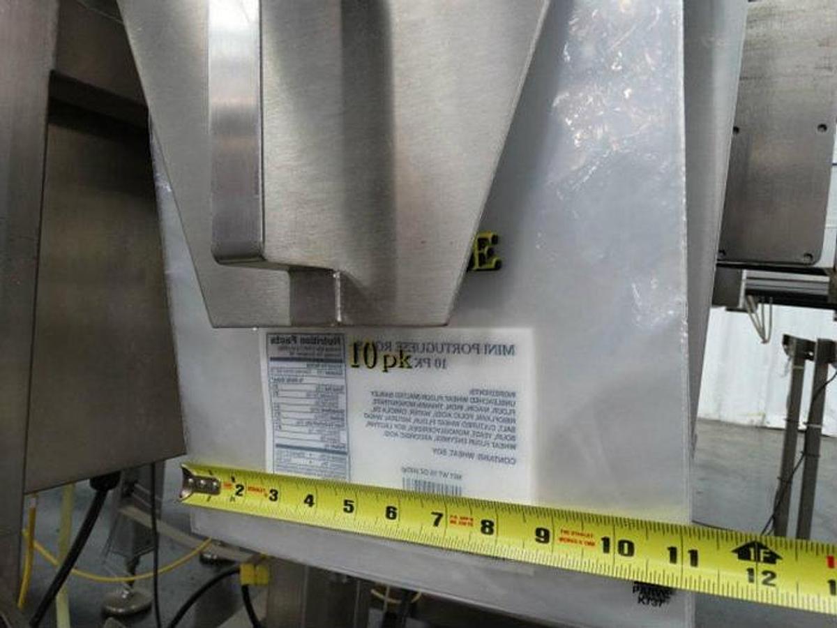 Used WEIGHPACK SYSTEMS INC MODEL COUNTING DEVICE TW/TP LINEAR COUNTER AND VS BAGGING SYSTEM