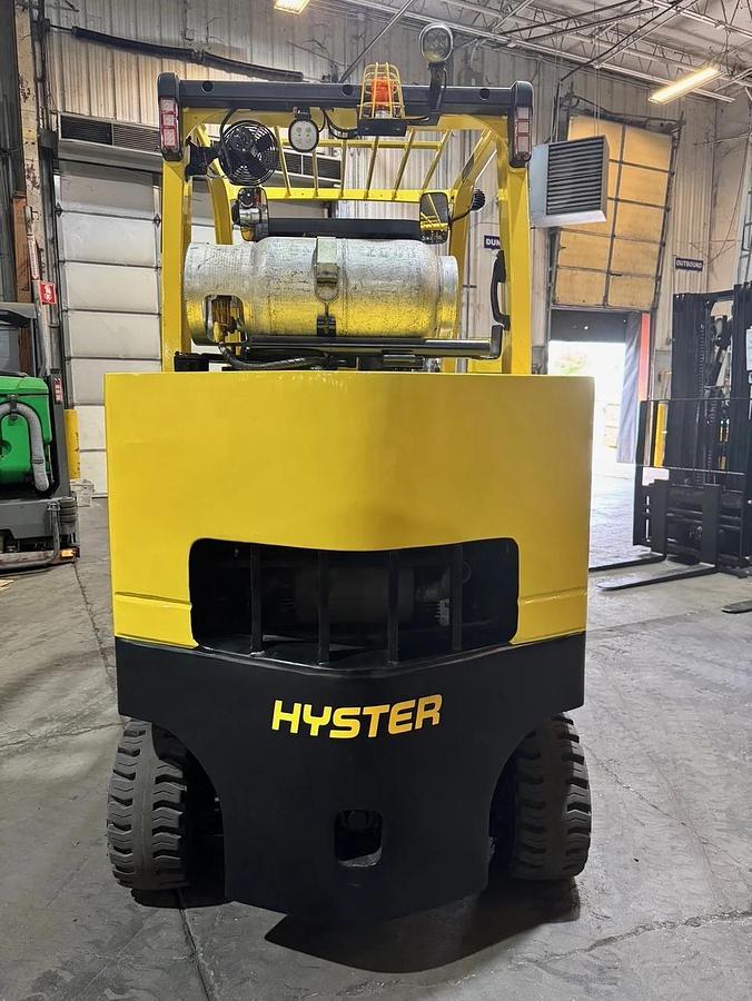 Used 12,000 POUND LB. MODEL S120FTPRS FORKLIFT ROLL CLAMP TRUCK MANUFACTURED 2022 ONLY 1,134 HOURS