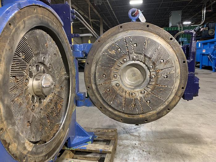Used 24" BELOIT DD 4000 REFINER