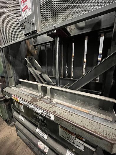 Used MARATHON MODEL V6 VERTICAL BALER