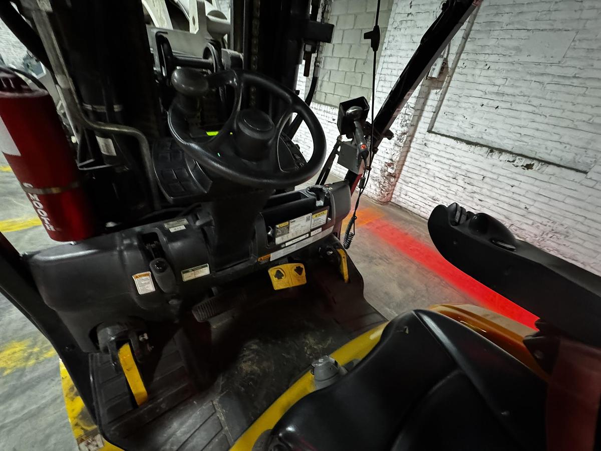Used 15,500 POUND YALE MODEL GLC155VX FORKLIFT WITH 72" CASCADE PAPER ROLL CLAMP LOW HOURS