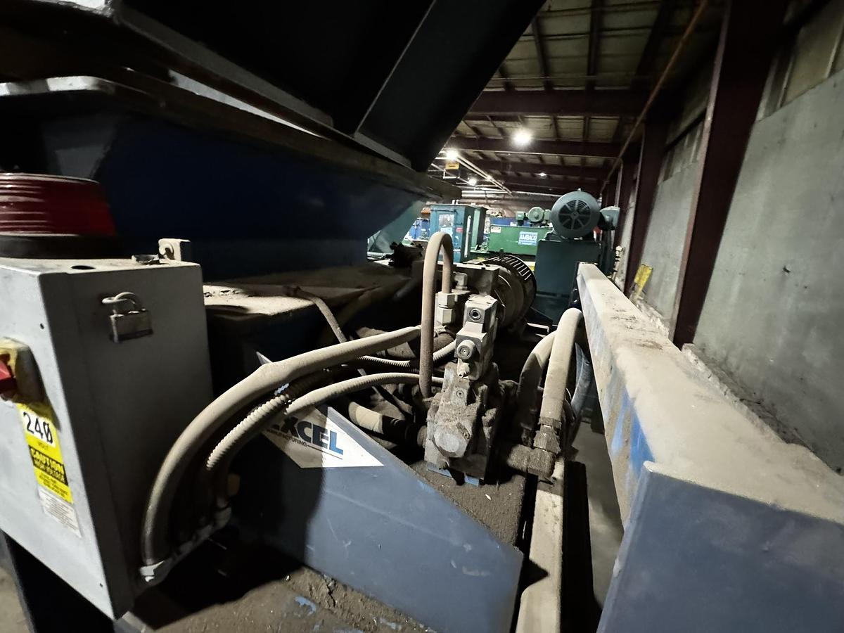 Used EXCEL EX-60 CLOSED DOOR BALER 20HP DUAL 6" CYLINDER