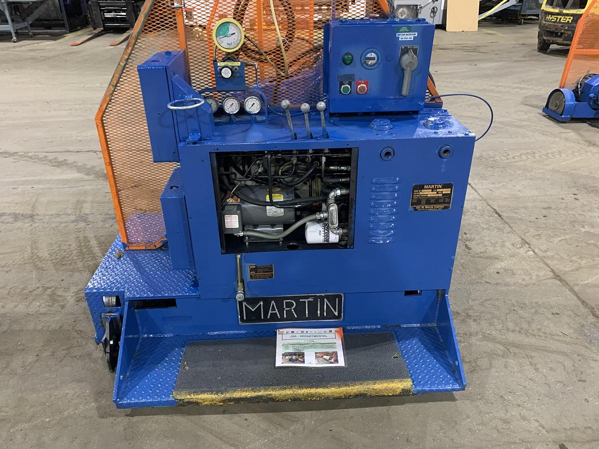 Used 72" WIDE MARTIN UNWIND STAND 60" ROLL DIAMETER CAPACITY