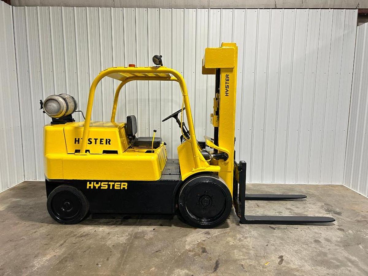 Used 15,000 LB CAPACITY HYSTER S150A 3 STAGE MAST RIGGING SPECIAL