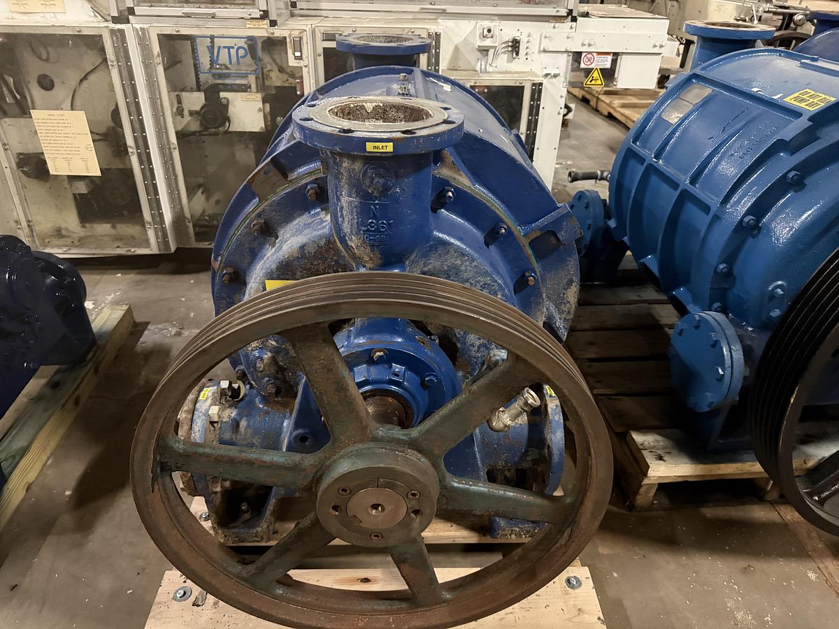 Used NASH MODEL CL2001 VACUUM PUMP