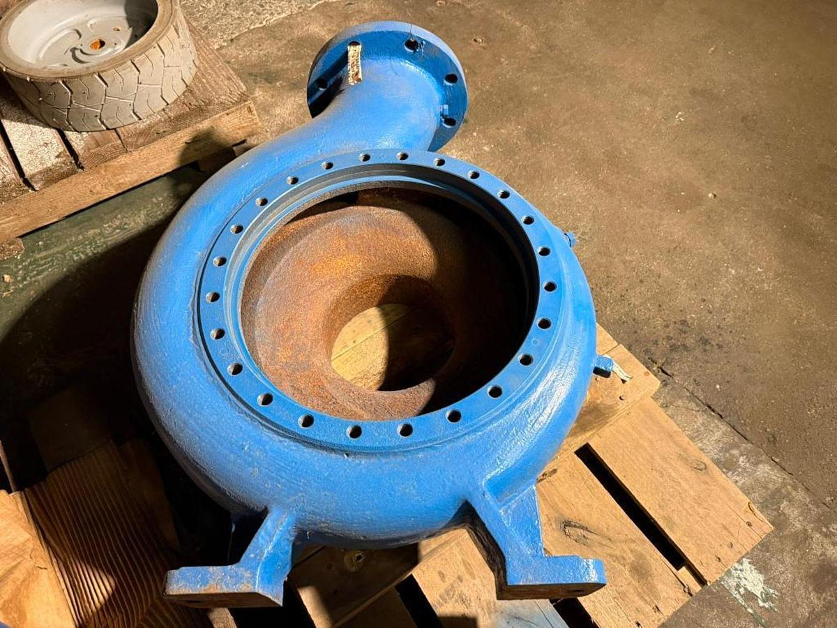 Used GOULDS 3196 XLT-X SIZE 6X8-15 PUMP CAST IRON