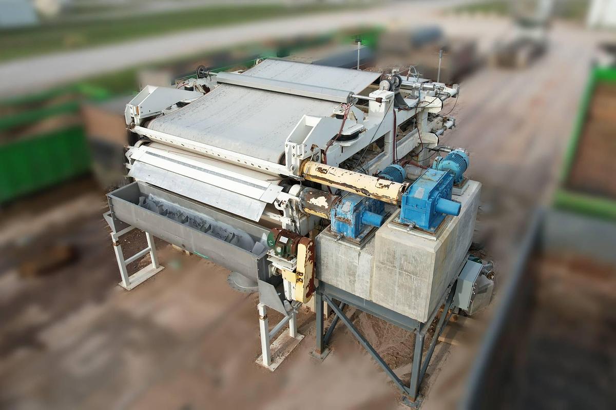 Used 120" WIDE PRESS TECHNOLOGIES HEAVY DUTY 3.0M  WEDGE THICKENER