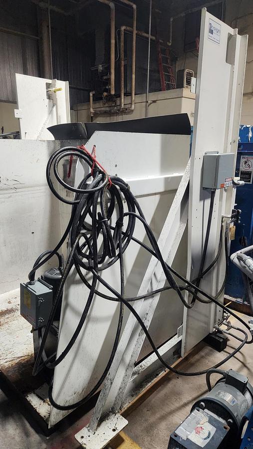 Used 60" WIDE ENSIGN HYDRAULIC BOX DUMPER MFG 2015