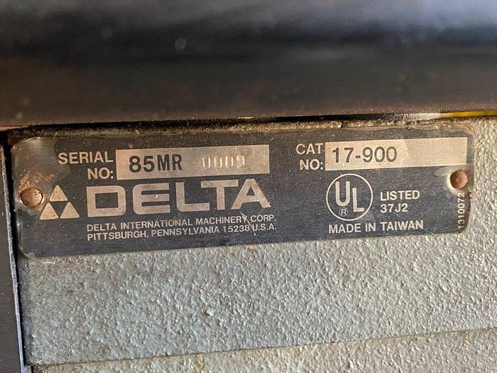 Used DELTA 17-900 DRILL PRESS