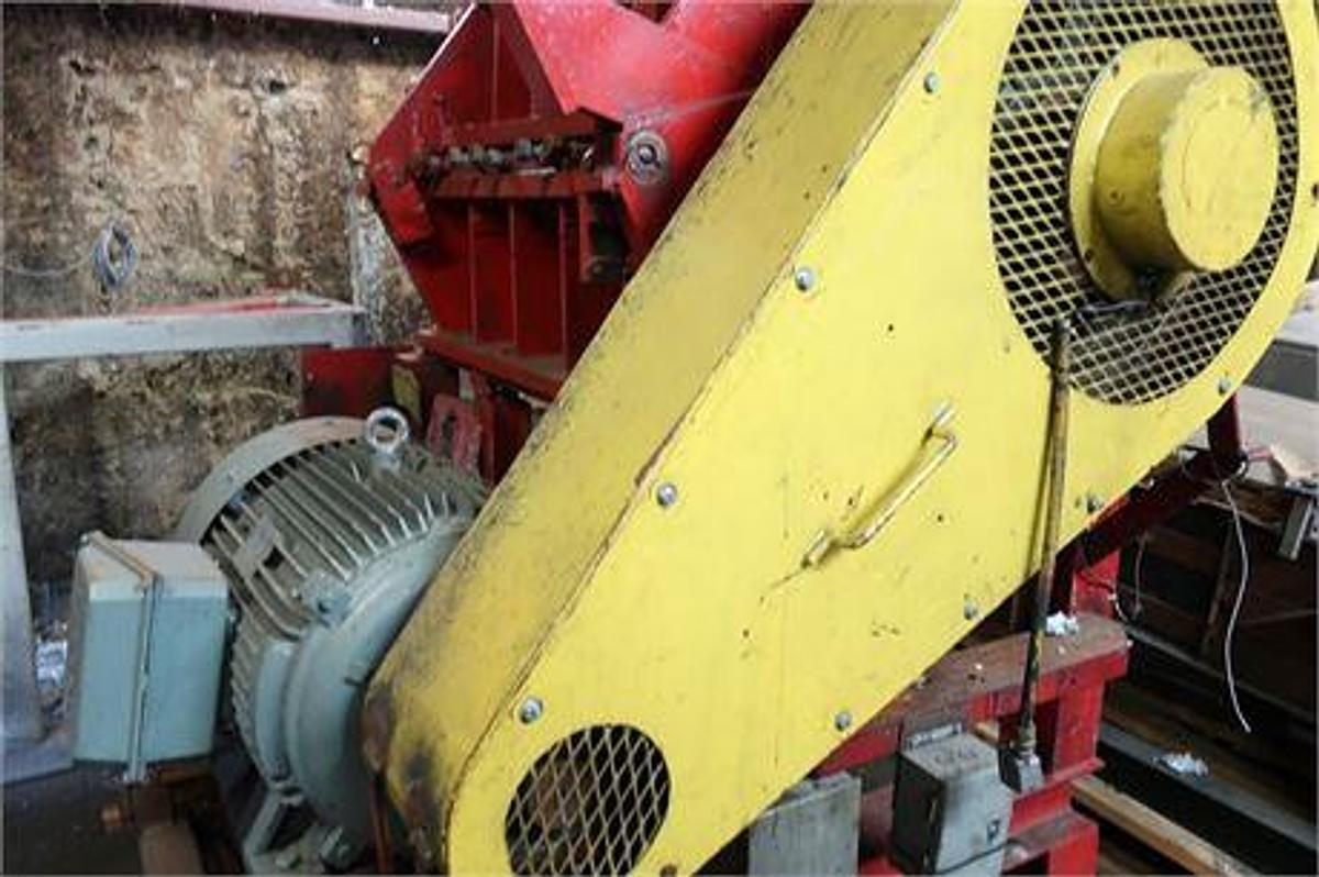 Used CIMP MODEL PCR 1600 TIRE SHREDDING LINE WITH 200HP CIMP 1600 GRANULATOR & 125HP CIMP 1200 GRANULATOR