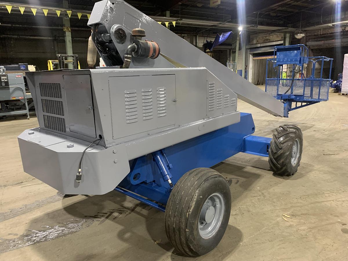 Used SNORKOL BOOM LIFT