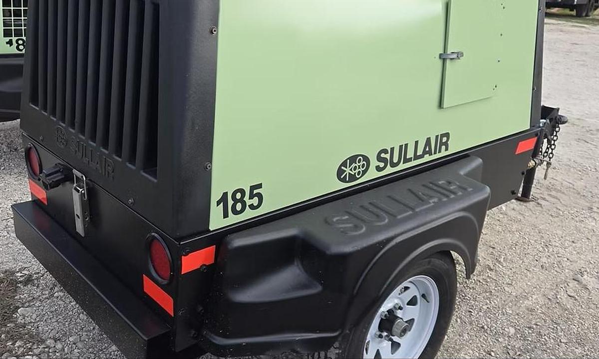 Used SULLAIR MODEL 185 PORTABLE AIR COMPRESSOR