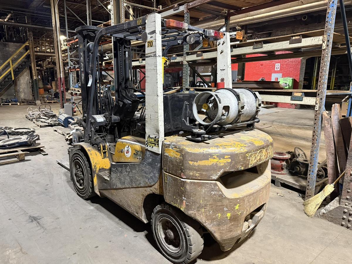 Used TCM 30 FORKLIFT
