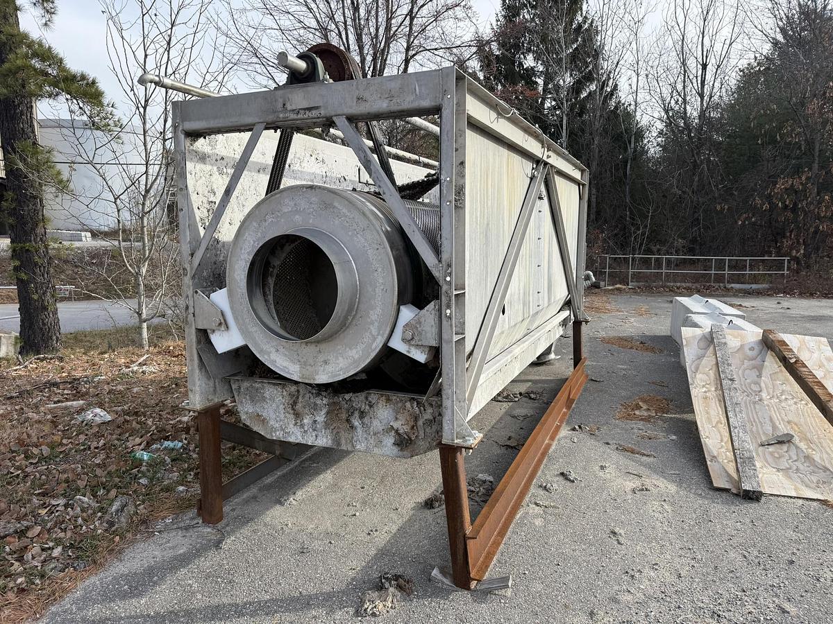 Used STAINLESS STEEL ROTARY TROMMEL SCREEN  