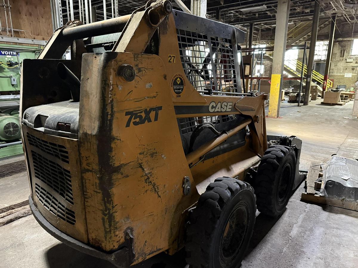 Used CASE 75XT SKID STEER