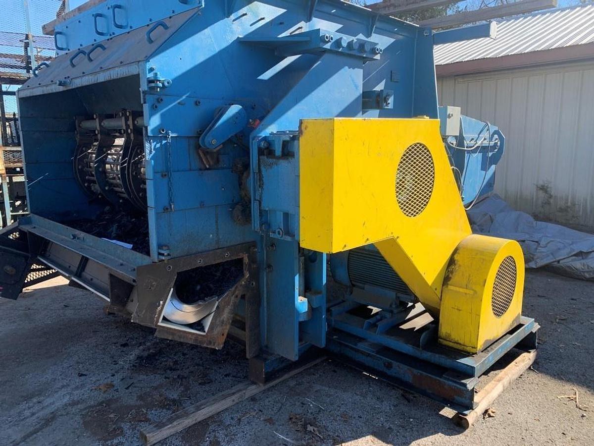 Used VECOPLAN SINGLE SHAFT SHREDDER 200HP MODEL RG78-200 / VAZ 220/200 KNF