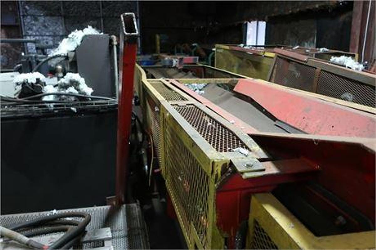 Used CIMP MODEL PCR 1600 TIRE SHREDDING LINE WITH 200HP CIMP 1600 GRANULATOR & 125HP CIMP 1200 GRANULATOR