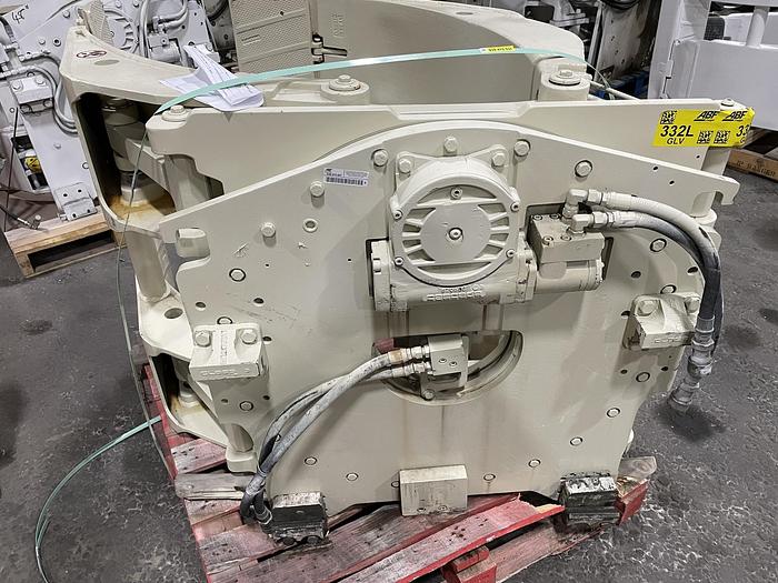 Used CASCADE 72G-RDF-104 PAPER ROLL CLAMP 64 INCH DIAMETER CLASS II/III/IV