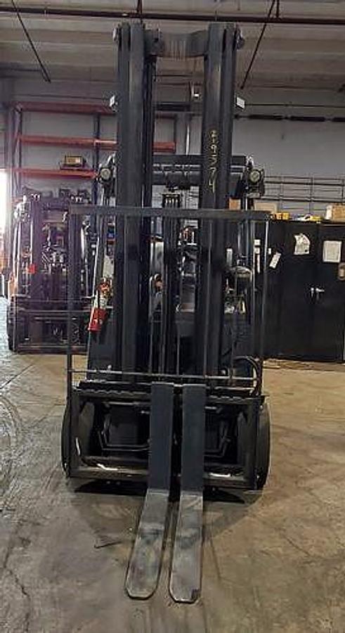 Used 6,000 LB. CLARK MODEL S30CL 103"LH/240"RH MFG 2018