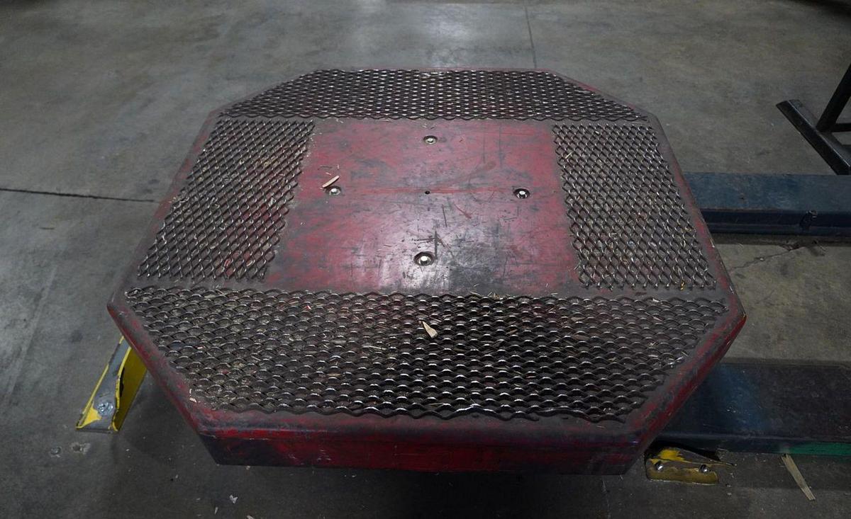 Used WULFTEC PALLET WRAPPER MODEL WHP-200