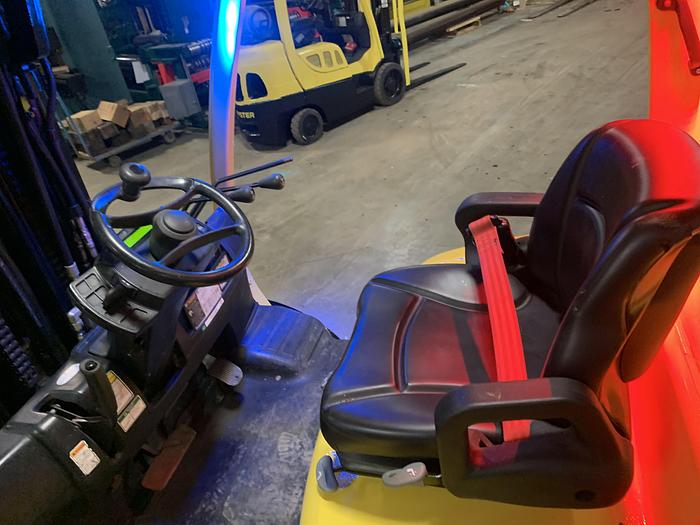 Used 8,000 POUND CAPACITY HYSTER H80FT FORKLIFT WITH PNEUMATIC TIRES AND SIDESHIFT