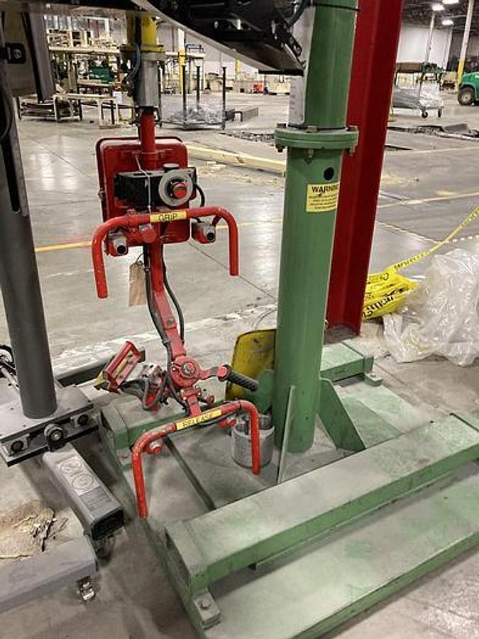 Used DALMEC TYPE MSSROLL MANIPULATOR MAX. LOAD 155LBS. 2001