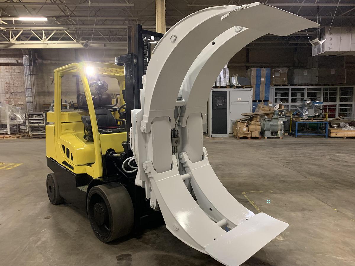 Used 15,500LB. HYSTER MDL S155FT LH/RHWITH 84" CASCADE EXTRA HEAVY CASCADE PAPER ROLL CLAMP MFG 2019
