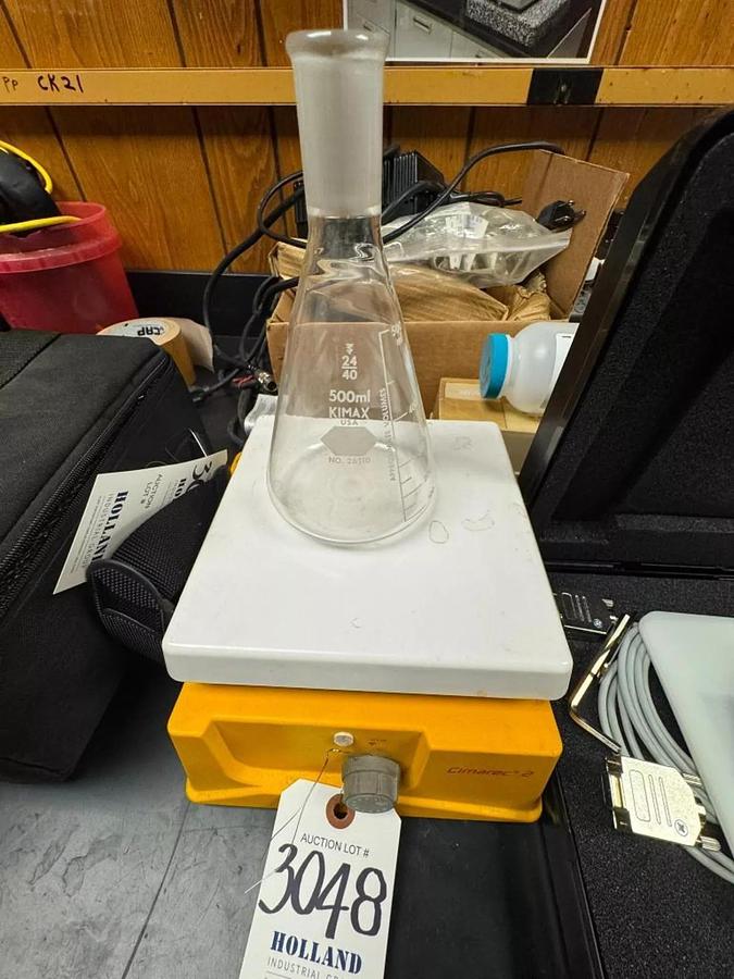 Used BARNSTEAD THERMOLYNE CIMAREC 2 HOT PLATE WITH BEAKER