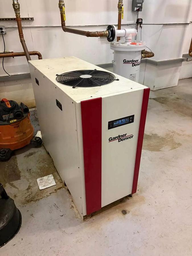 Used GARDNER DENVER VS 70 COMPLETE VARIABLE SPEED ROTARY SCREW AIR COMPRESSOR SYSTEM MANUFACTURED 2018