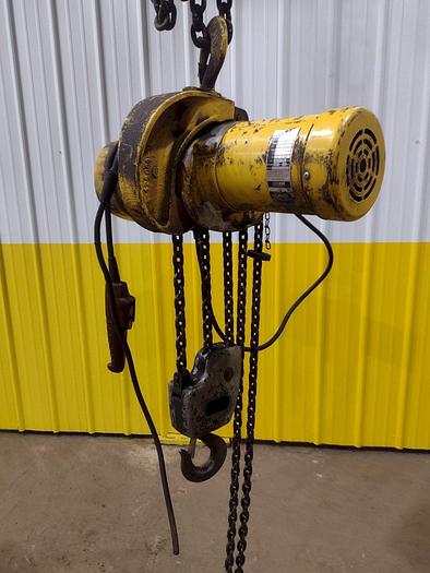 Used 3 TON BUDGITPOWERED CHAIN HOIST