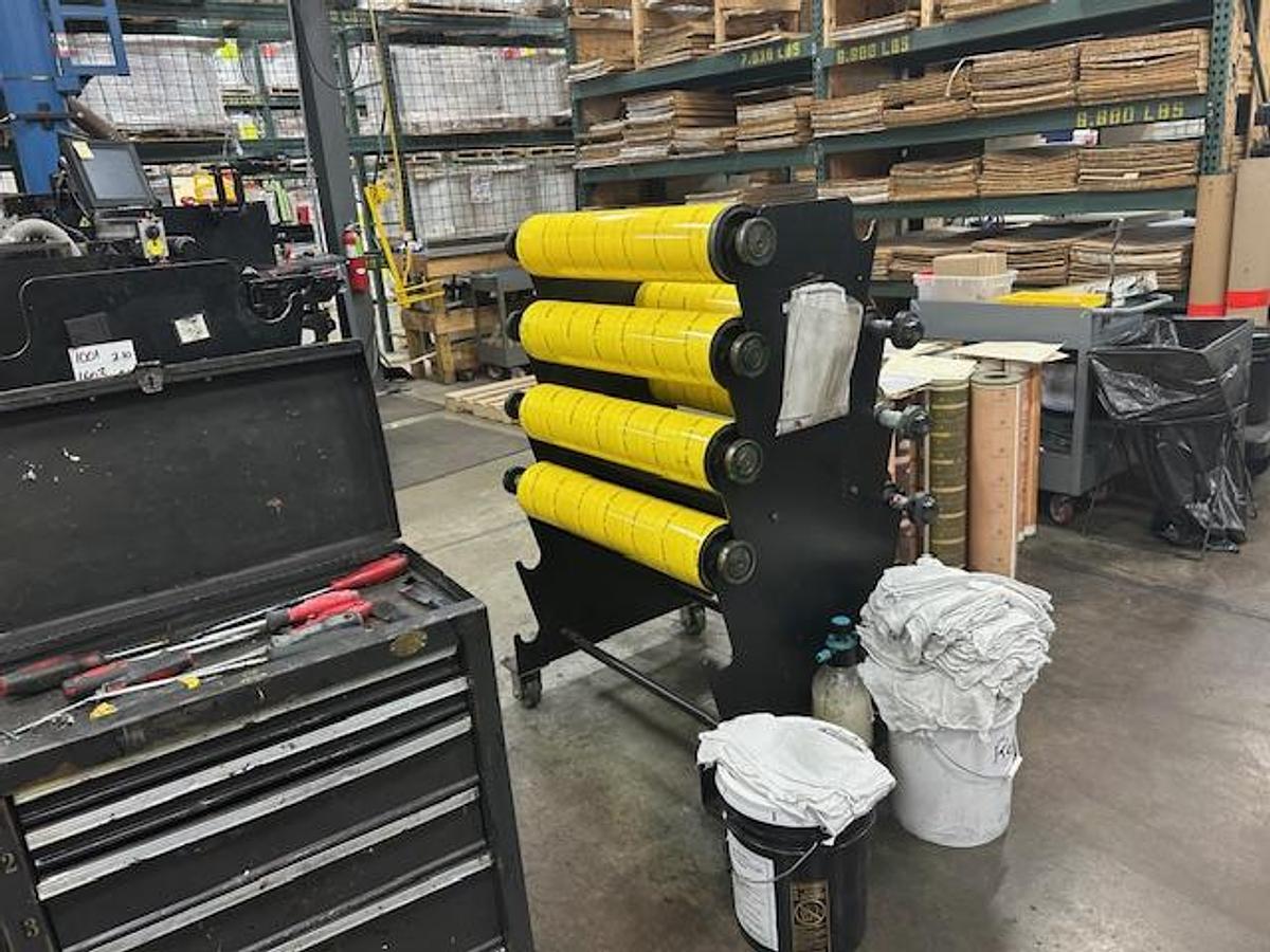 Used 28" WIDE MARK ANDY VERSAMAX 10 COLOR FLEXO PRESS MFG 2016 - UV & GAS DRYING 