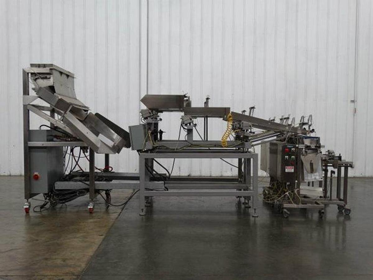 Used WEIGHPACK SYSTEMS INC MODEL COUNTING DEVICE TW/TP LINEAR COUNTER AND VS BAGGING SYSTEM