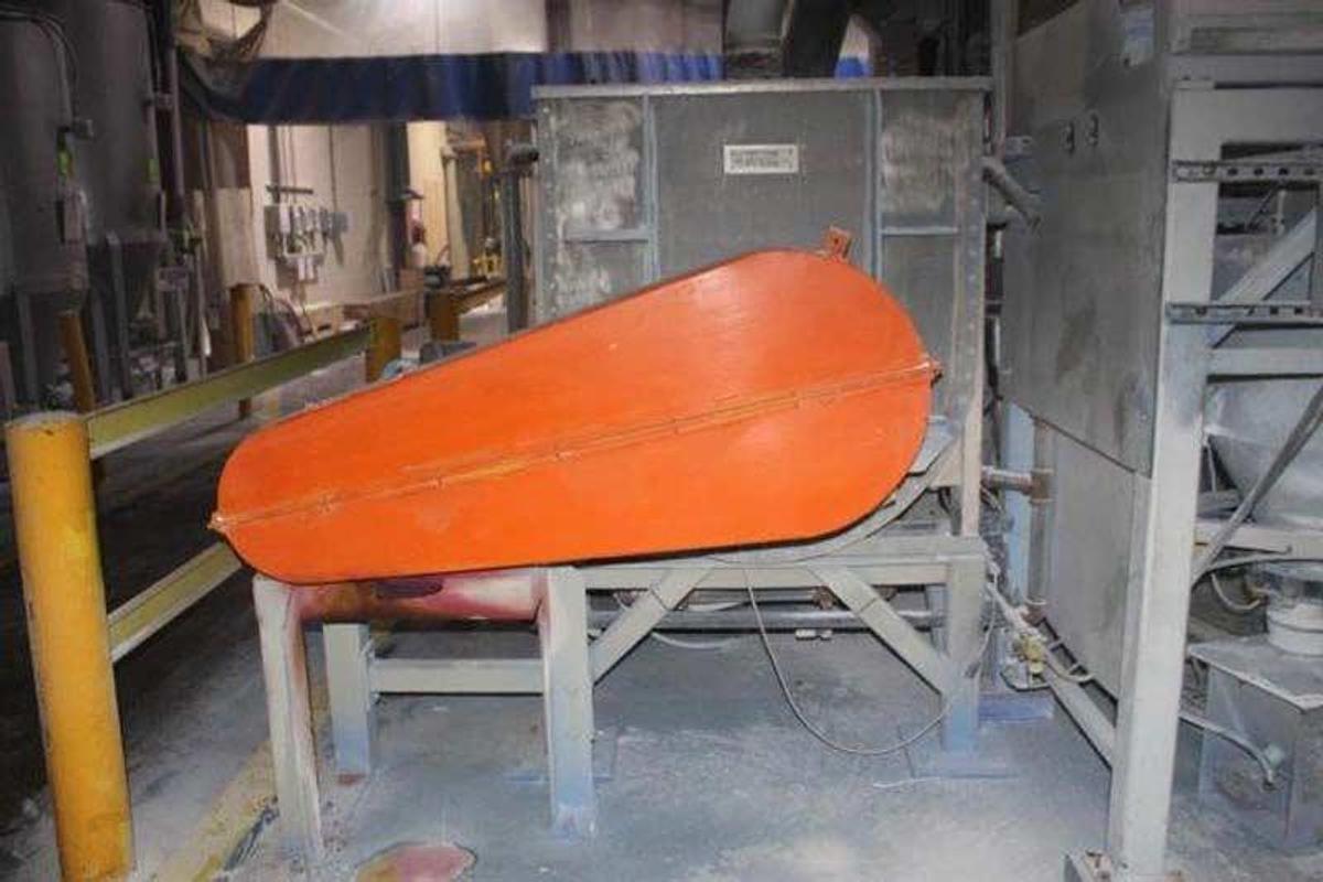 Used 87 CUBIC FOOT CAPACITY DAY MIXING DOUBLE RIBBON MIXER STAINLESS STEEL