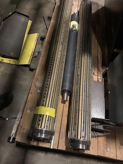 Used 62" TITAN MODEL SR6 CANTILEVERED DUPLEX SLITTER REWINDER SHAFTLESS UNWIND - PENDING LS