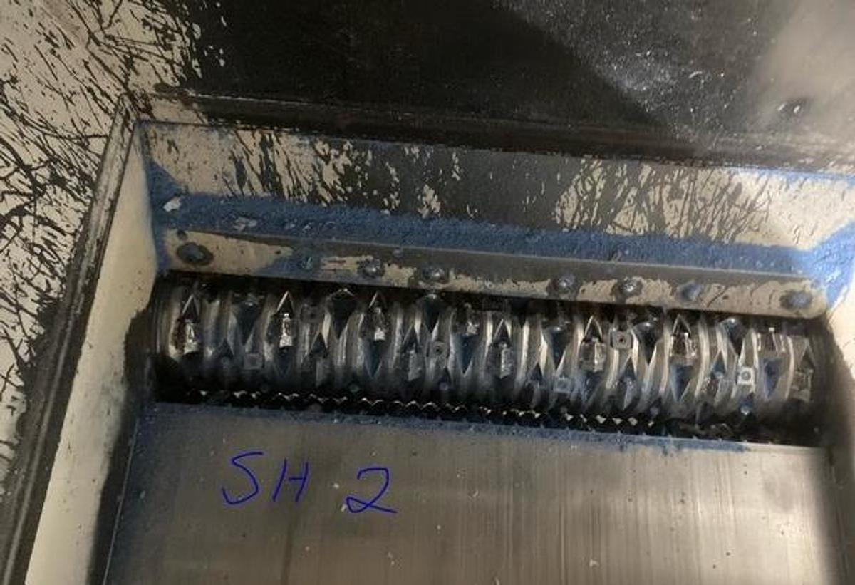 Used 62" x 80" VECOPLAN MODEL VAZ1300 M-FF SINGLE SHAFT SHREDDER 150HP