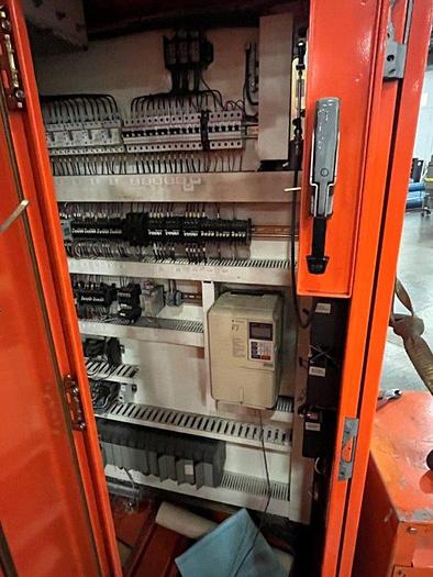 Used PAPER MACHIENRY CORPORATION PMC-1000 12OZ CUPS