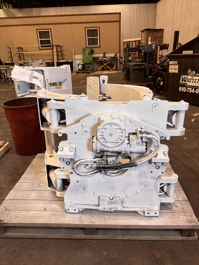 Used CASCADE 60" DIAMETER PAPER ROLL CLAMP 60G-RCP CLASS III - PENDING JF