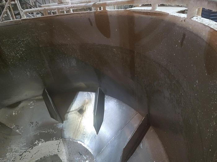 Used 18' BLACK CLAWSON HCV BATCH PULPER WITH SIZE 3 HYDRAPULPER DRIVE AND 500 HP MOTOR S/S